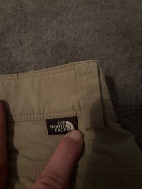 The North Face Men's khaki Hybrid Shorts